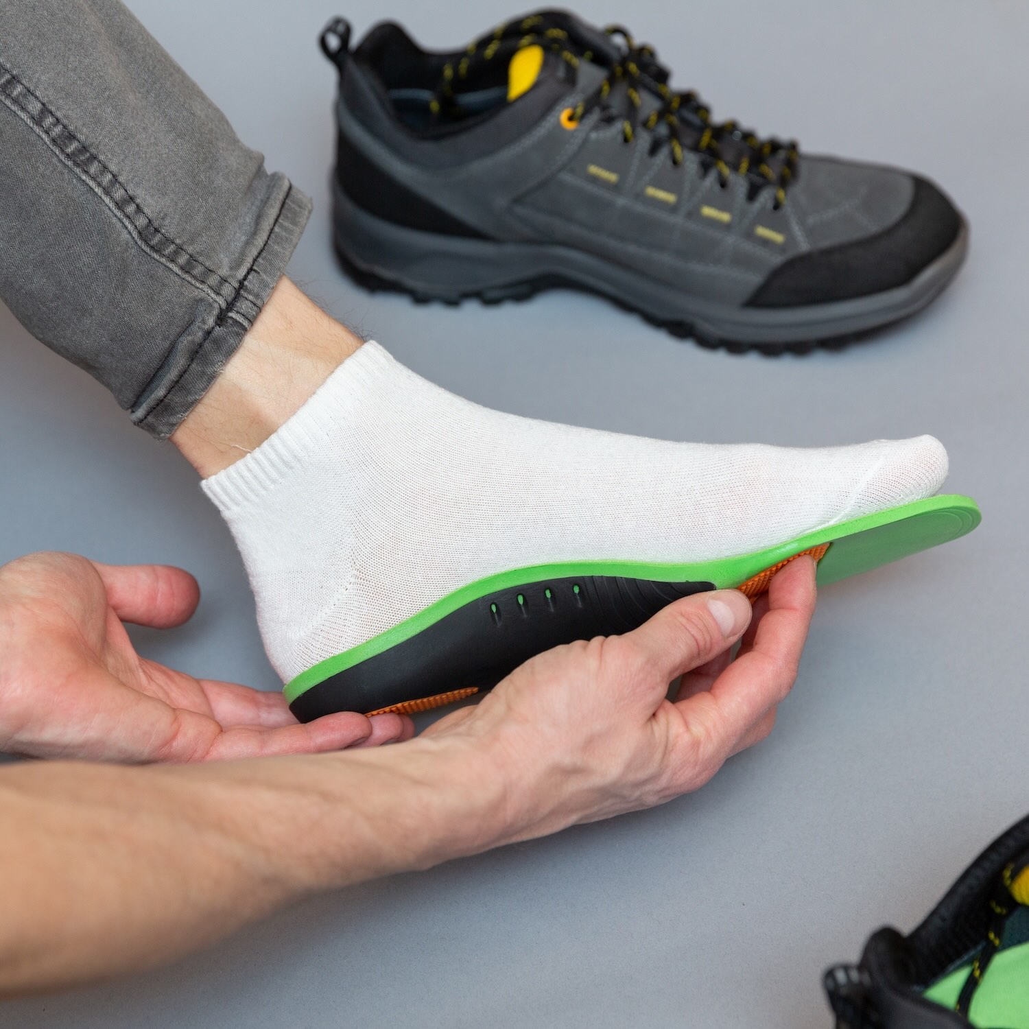 Orthopédie générale, Chaussure de confort, Semelles orthopédiques sur mesure, Chaussures médicalisées, Pharmacie du Haut-Pays, Fruges, Fauquembergues